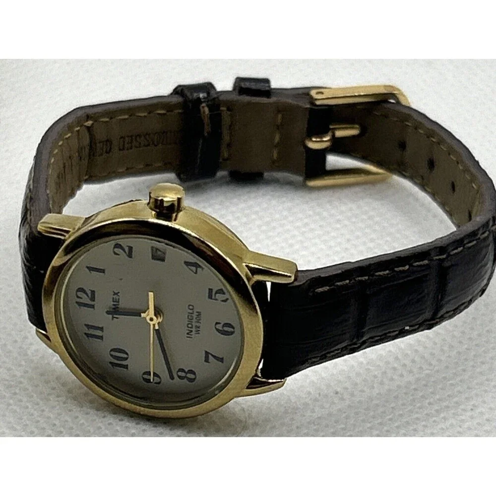 Timex Indiglo Women's watch Classic style Water resistant CR1216CELL leather A+
